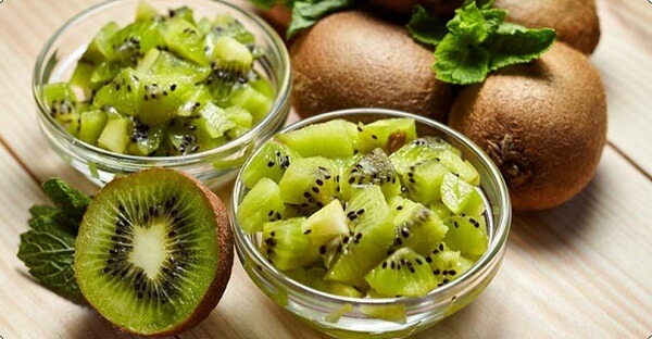 Nên ăn kiwi tươi thay vì làm nước ép hay sinh tố