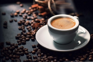 Chuyên gia giải đáp: Bệnh gout uống cà phê được không?