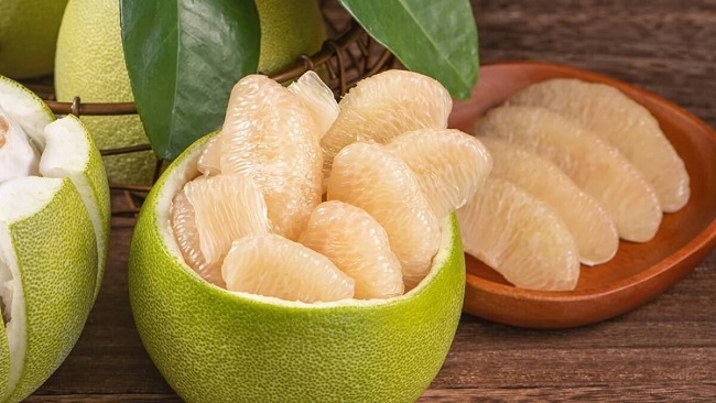 Bưởi là loại quả top đầu trong danh sách các loại trái cây tốt cho người bệnh gout